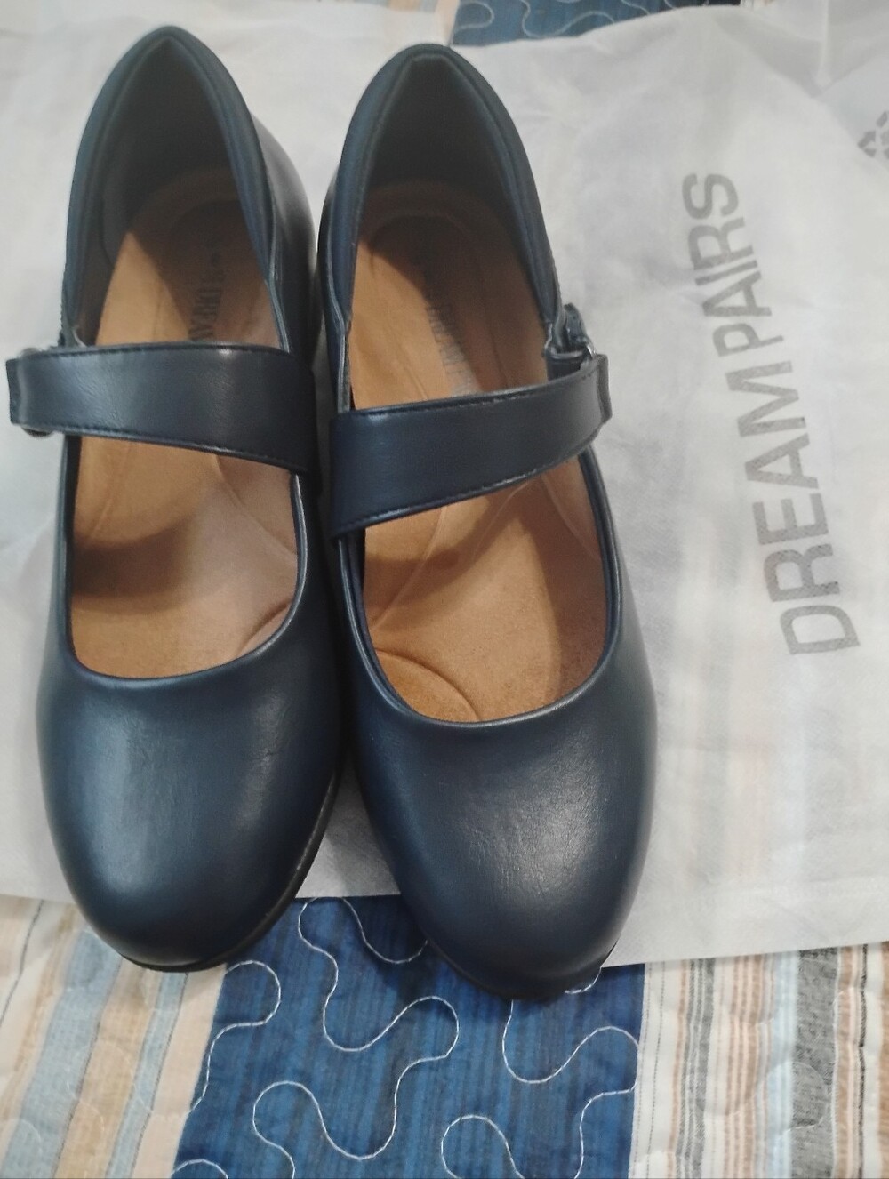 Dream Pairs Navy Mary Jane Comfort Flats with Adjustable Strap Size 8